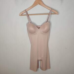 Spanx Bodysuit Strapless Cupped Shapewear Mid-Thigh, S